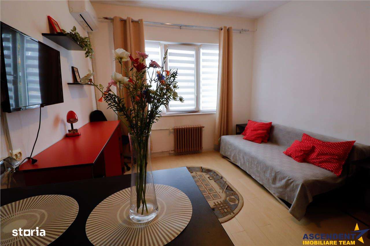 Tur 3D! Mica rezidenta,luminoasa,mobilata, accesorizata,loc parcare,Tr - Imagine principală: 1/13