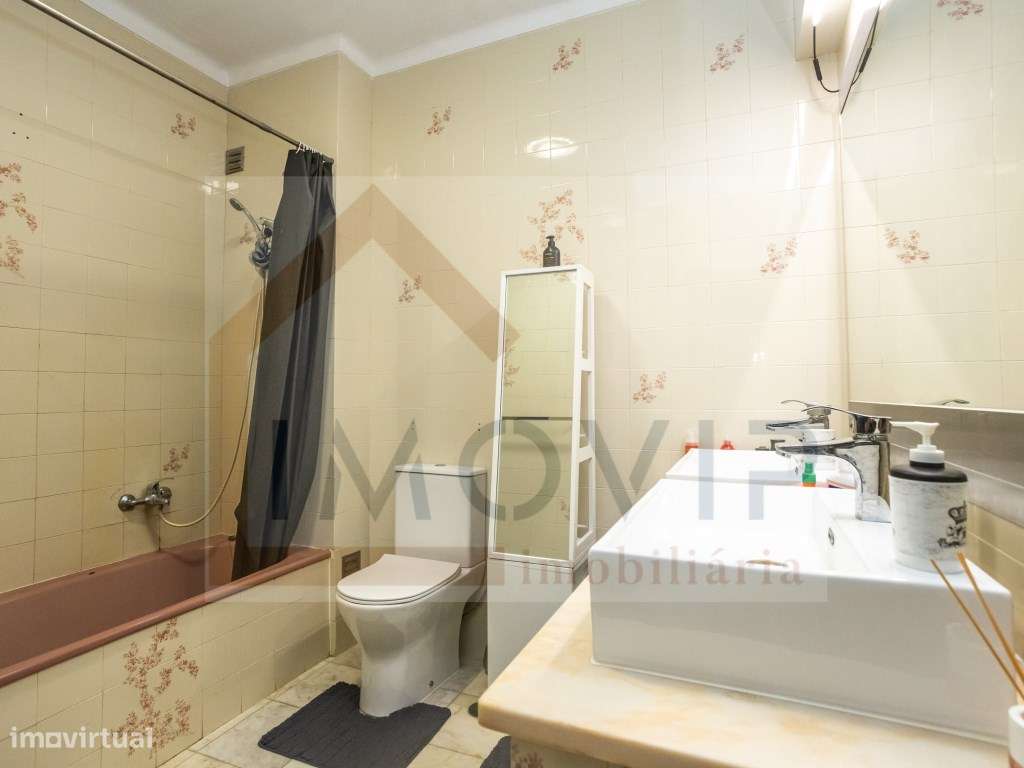 Apartamento T3 com terraço no Montijo (centro)-27