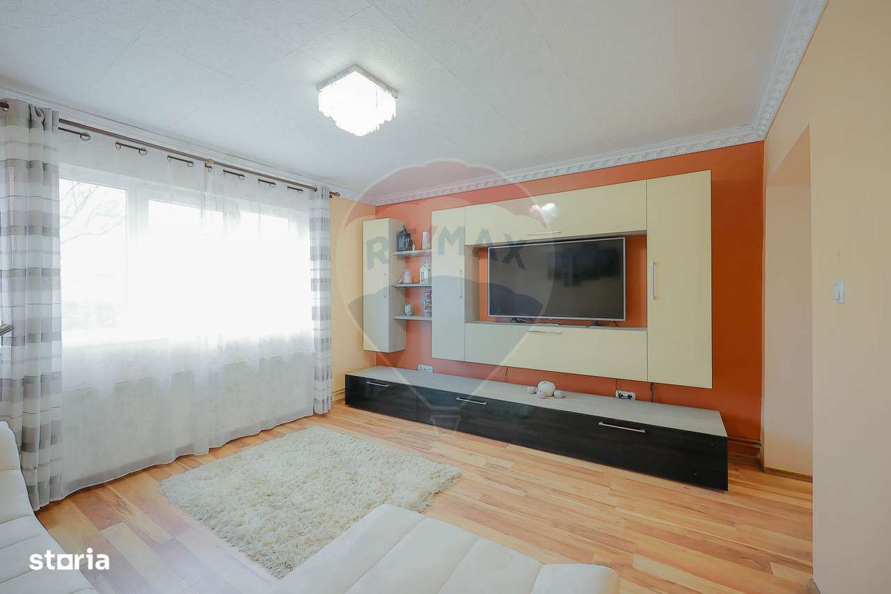 Casă familie mare Episcopia, 6 camere, garaj, curte 500 mp, de vânzare-12