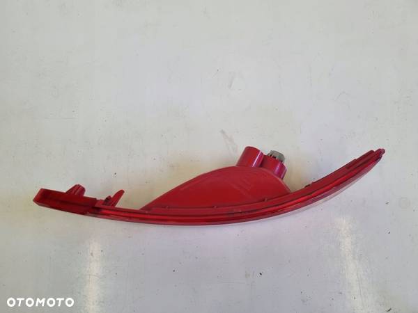 LAMPA PRZECIWMGIELNA PRAWA HYUNDAI TUCSON II 15- - 10