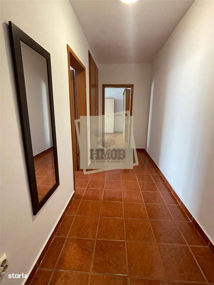 Apartament 2 camere cu balcon si parcare zona Calea Dumbravii - Imagine principală: 5/8