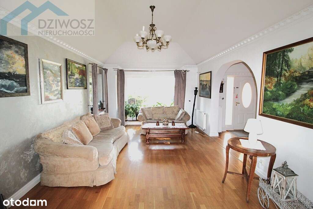 Elegancki dom z duszą artysty w Kamieńcu Wrocławsk - Pełny obrazek: 4/12