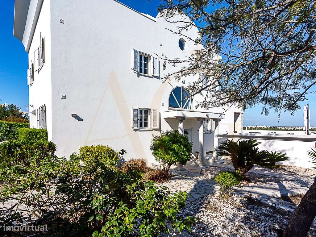 Moradia Exclusiva T4 com Vista Mar e Cidade em Tavira-13