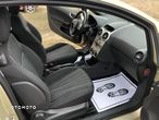 Opel Corsa 1.4 16V Cosmo - 14