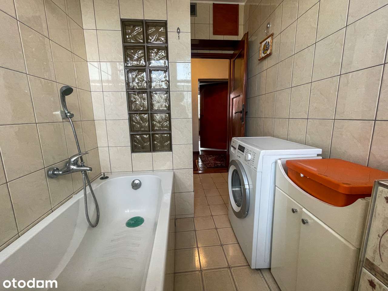 Przestronne wnętrze | 4 niezależne pokoje | podłogi i drzwi drewniane-5