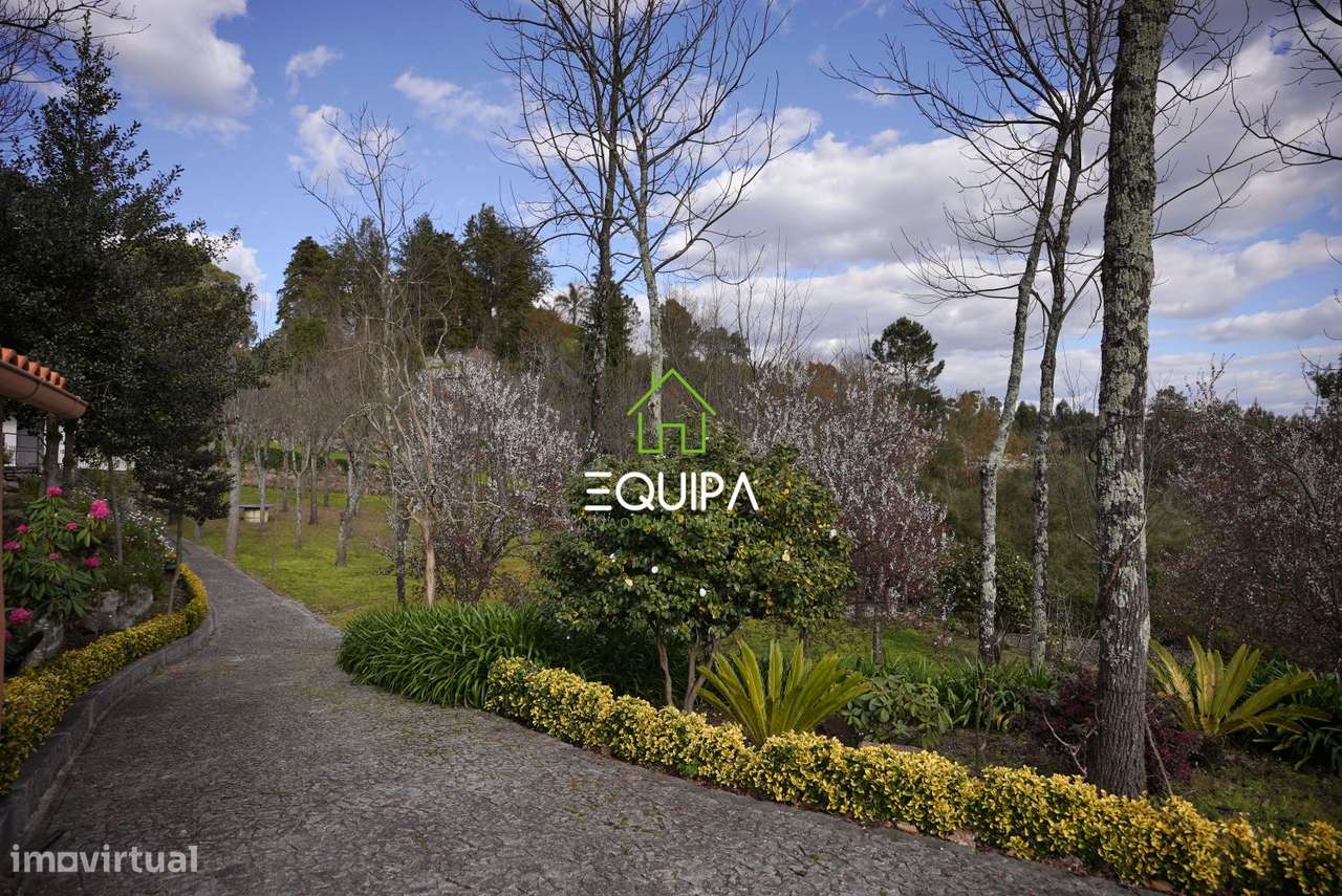 QUINTA COM 5 QUARTOS , + 7000 M2 DE TERRENO+ PISCINA-31