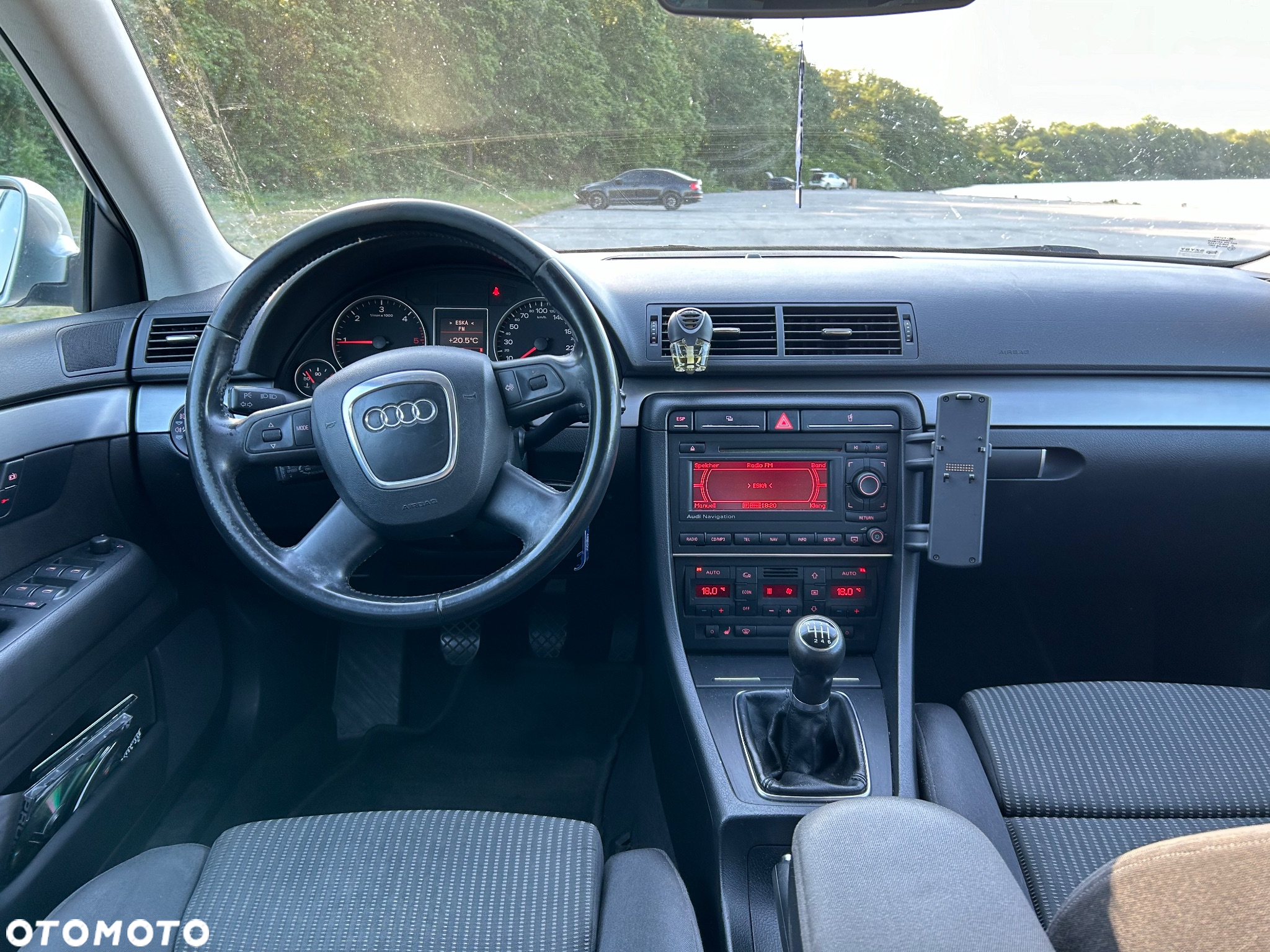 Audi A4 Avant 2.0 TDI - 16