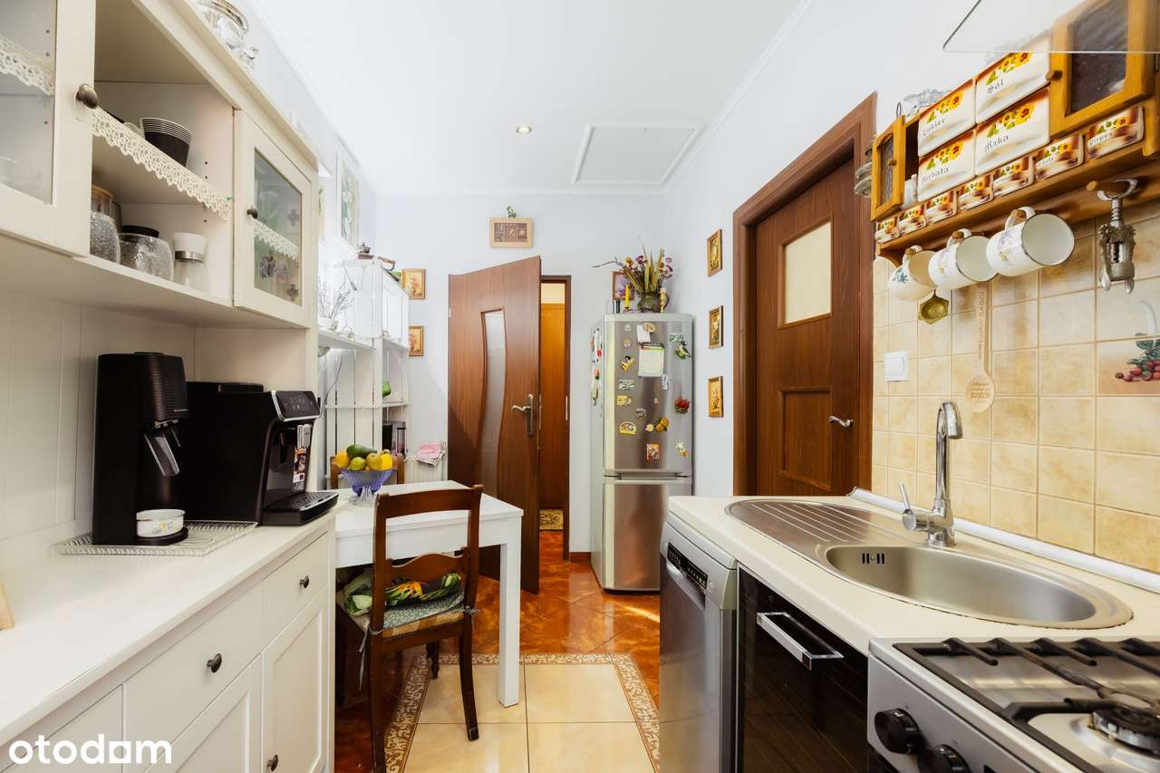 Dom parterowy po generalnym remoncie .-12