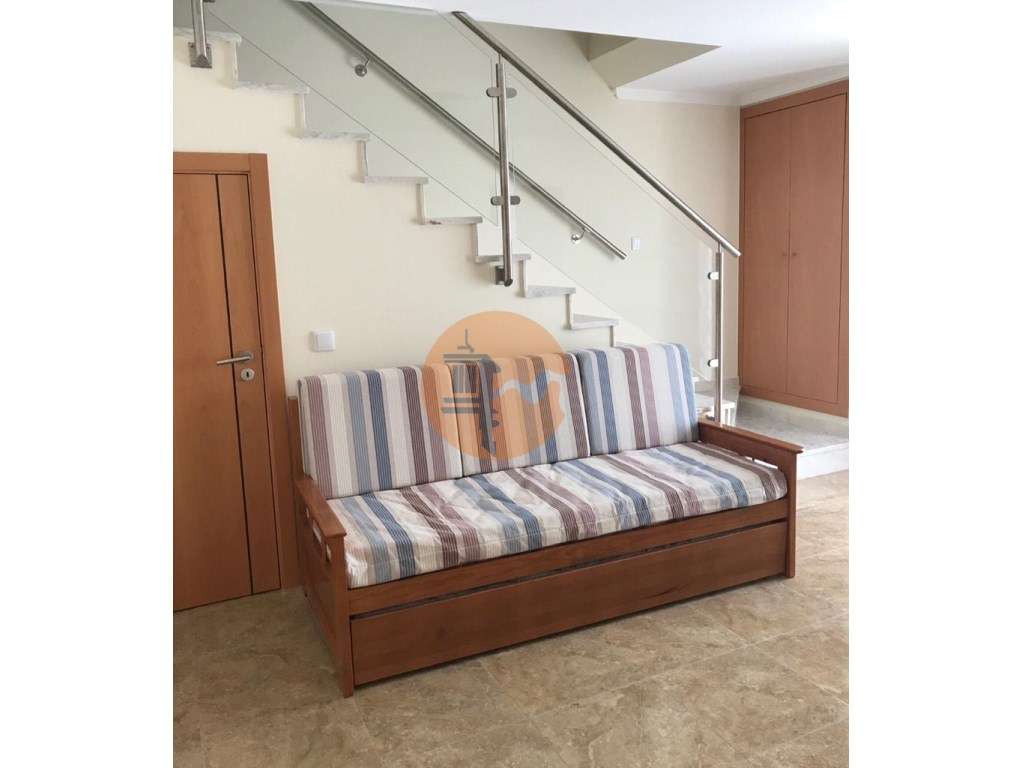 Apartamento T2 Duplex no centro de Monte Gordo para arrendamento de... - Grande imagem: 5/14
