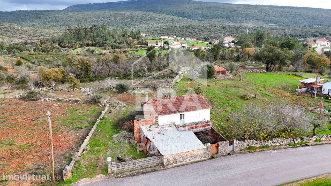Moradia T4 localizada em Almoster, Alvaiazere-14