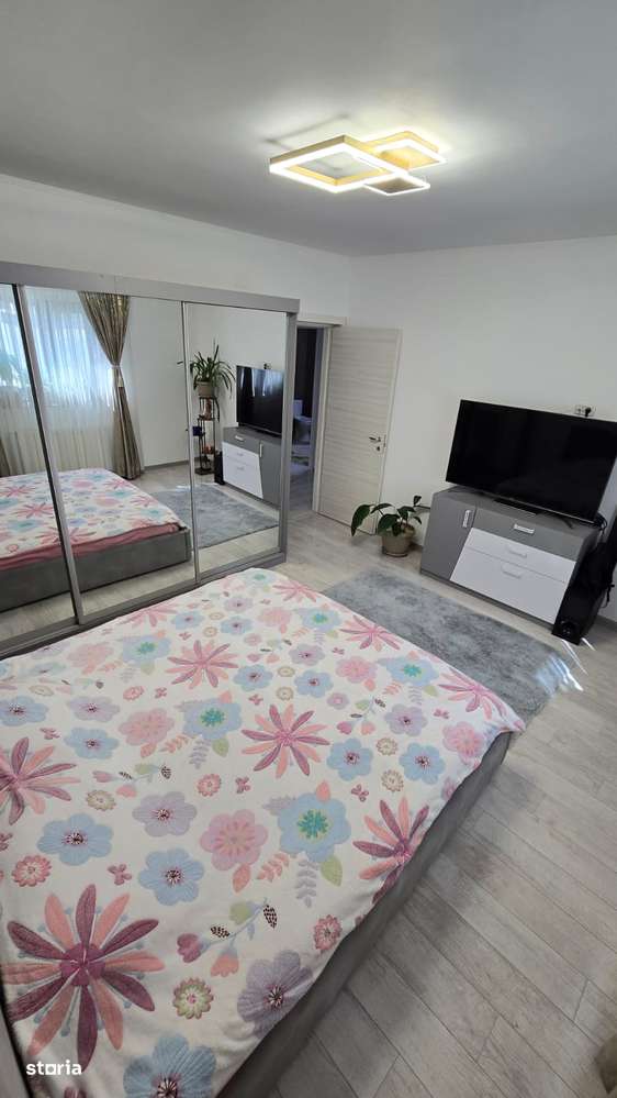 Casa P+ M cu placa intre etaje la cheie ,teren 340 mp Mihai Eminescu - Imagine principală: 5/18