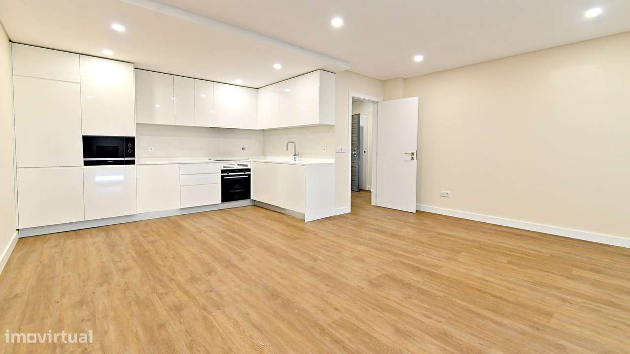 Apartamento novo a 500 metros da praia - Grande imagem: 5/17