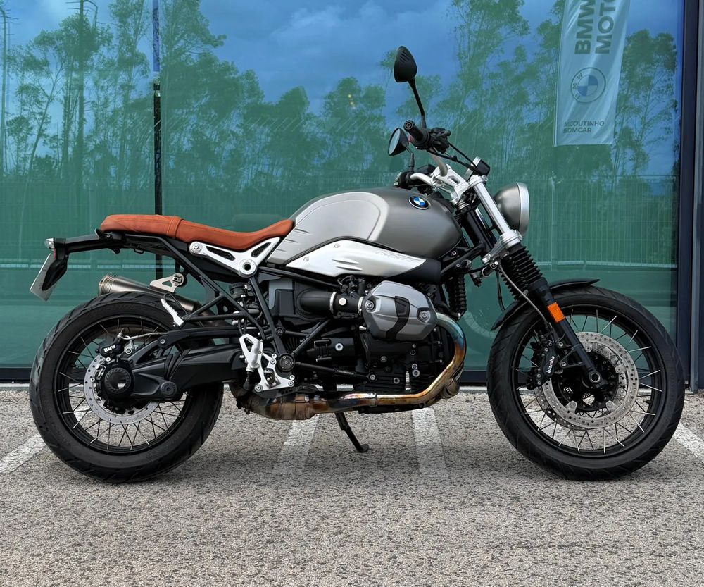 BMW R nineT