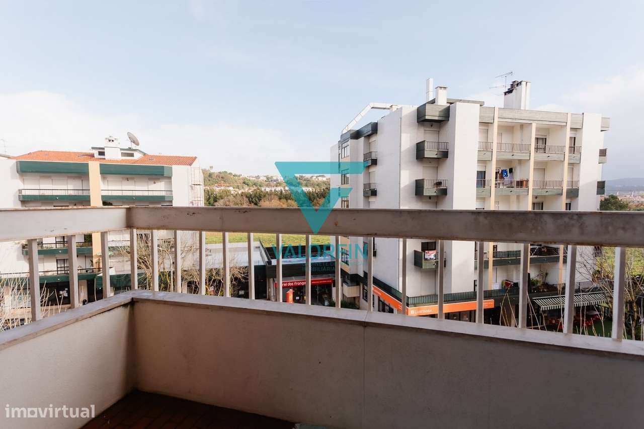 Apartamento T4 – Avenida Miguel Torga | Leiria-17