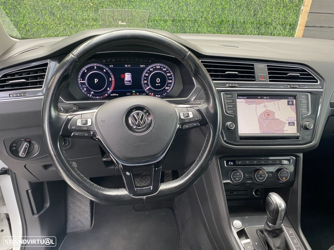 VW Tiguan 2.0 TDI R-Line DSG - 31