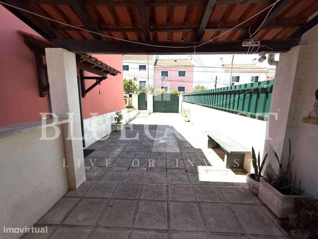 Moradia V4 com 3 Pisos - Espaço e Conforto-58