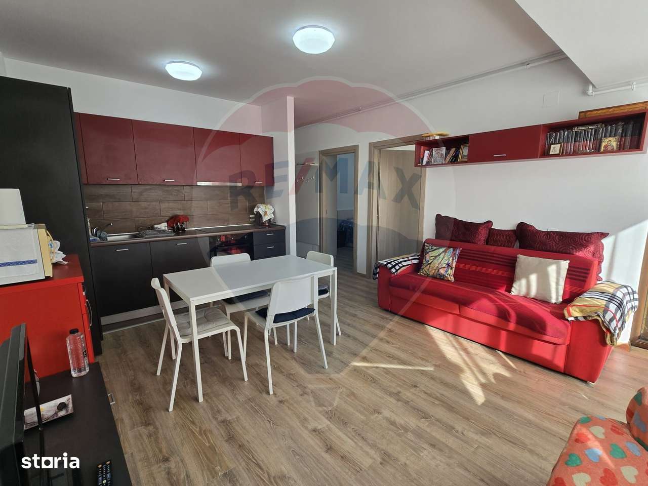 DE VANZARE Apartament cu 3 camere CLUB LAC SNAGOV - Imagine principală: 5/20