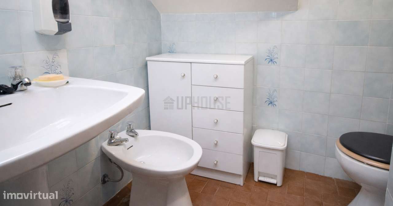 Andar Moradia T3 para Arrendamento - Moure de Madalena - Grande imagem: 4/12