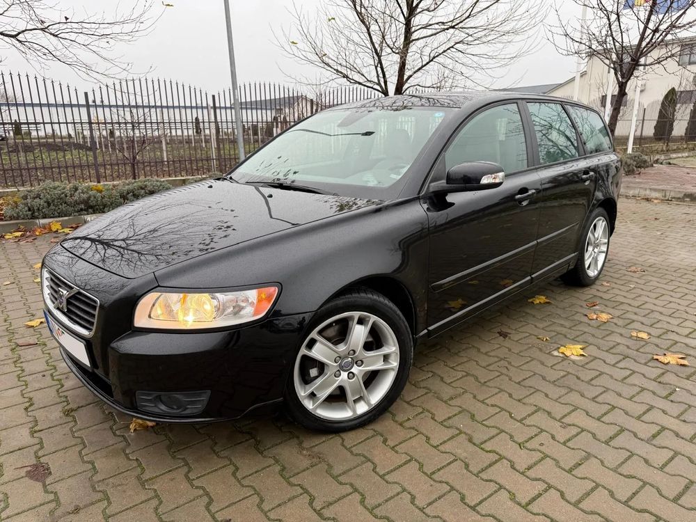 Volvo V50 2009