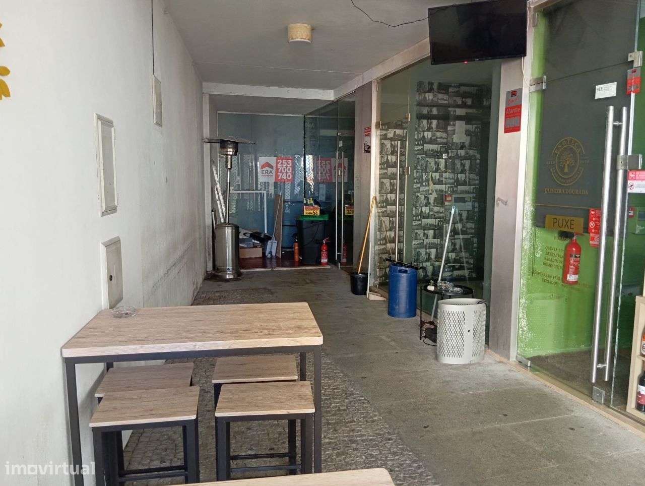 Loja com 205m2 no centro de Fafe - Grande imagem: 4/10