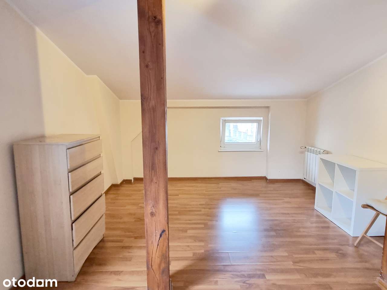 5-pok | 4 niezależne pokoje | osobna kuchnia | piwnica | 2 piętro |-4