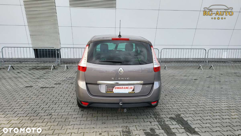 Renault Grand Scenic - 10