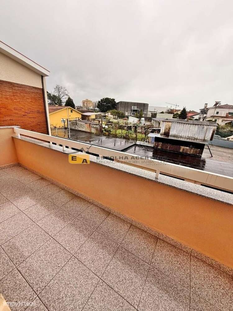 T3 Águas Santas com box - Grande imagem: 4/20