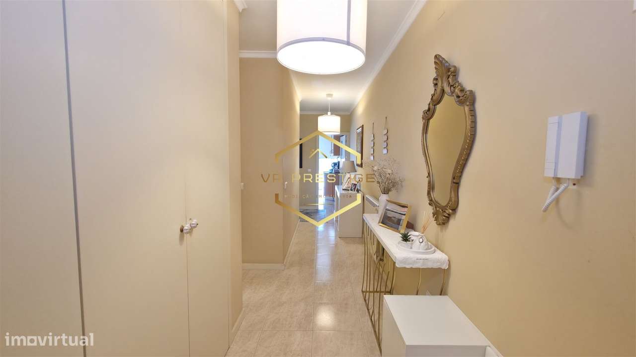 Apartamento T2 com Garagem, Arrumos e Excelente Localização – Póvoa de-13