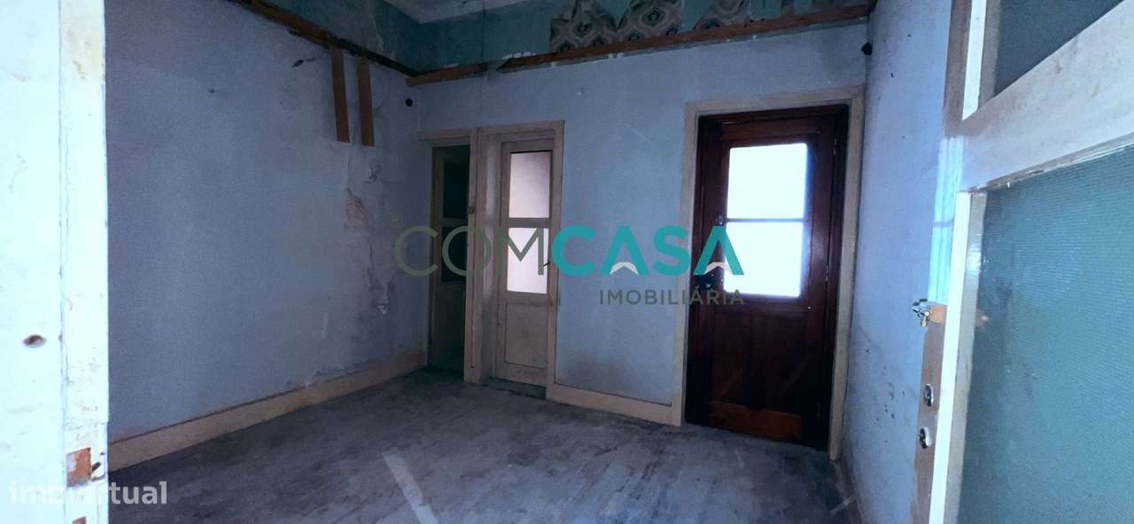 Moradia V3 reabilitação | metro fonte cuco | Senhora Hora Matosinhos-32