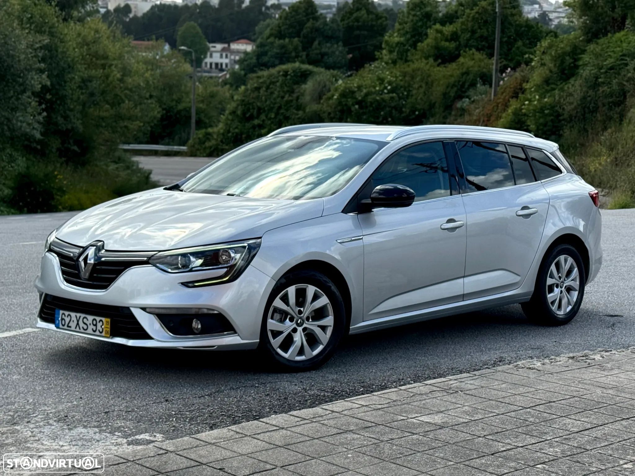 Renault Mégane Sport Tourer 1.5 Blue dCi Limited - 1