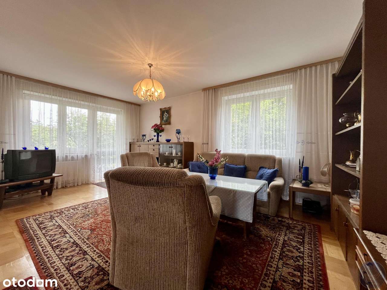 Dom Wolnostojący_210m2_Garaż_Ogród-3