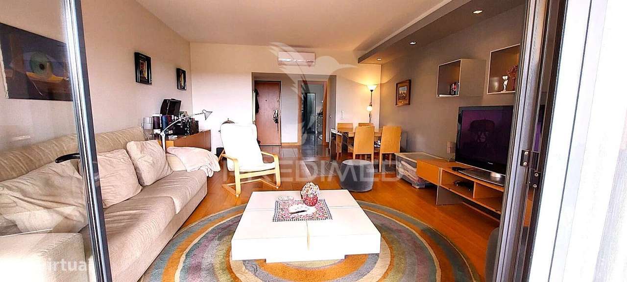 Apartamento T2 Exclusivo com Piscina e 2 Lugares de Estacionamento... - Grande imagem: 4/28