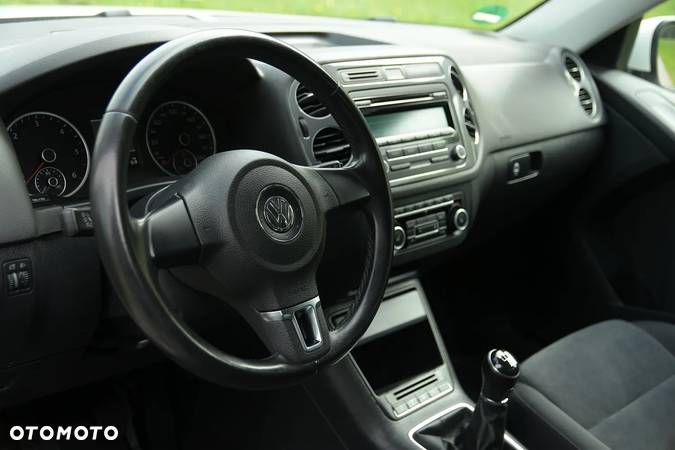 Volkswagen Tiguan - 26