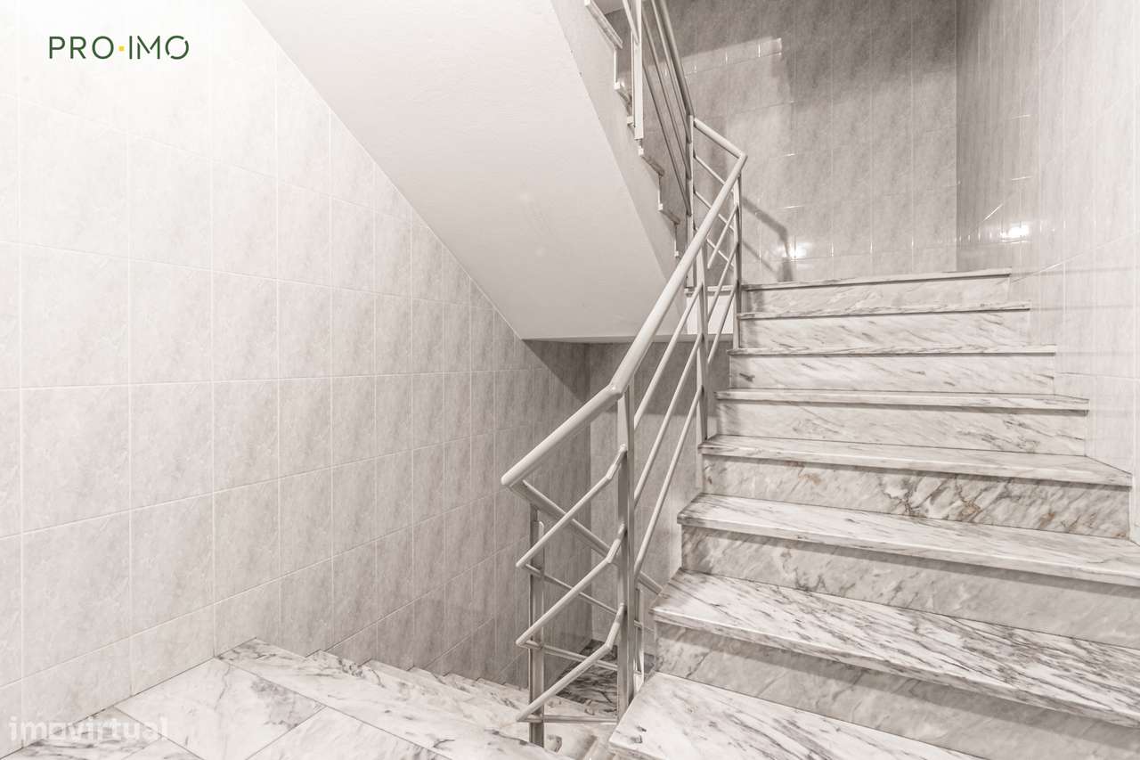 Apartamento T3 no Centro de São João da Madeira-37