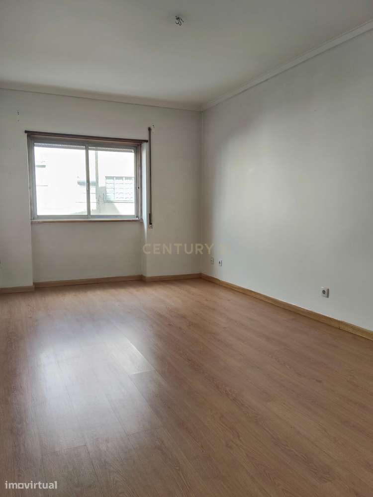 Apartamento T2 Odivelas perto do Metro - Grande imagem: 5/13