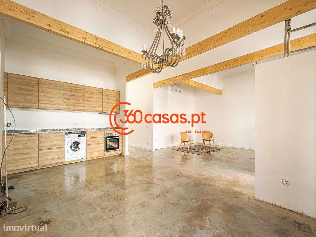 Moradia T2 com terraço e vista parcial para o mar e vista para em Faro - Grande imagem: 4/24