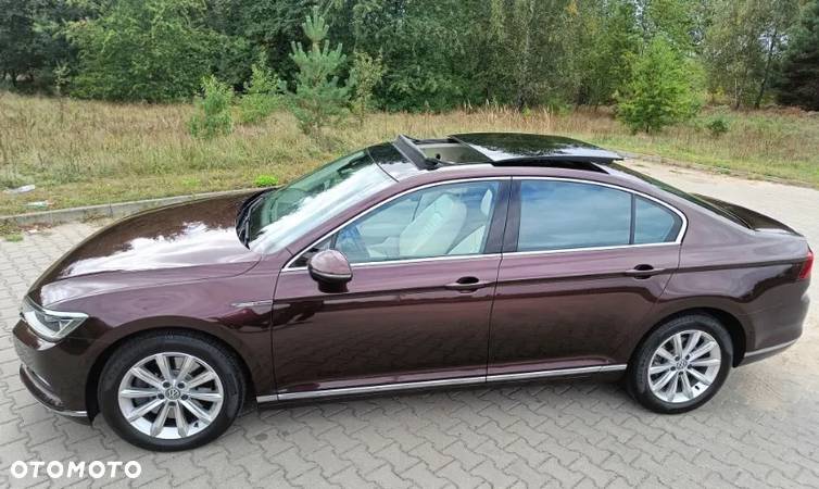 Volkswagen Passat 2.0 TDI Bi-Turbo BMT 4Mot Highline DSG - 2