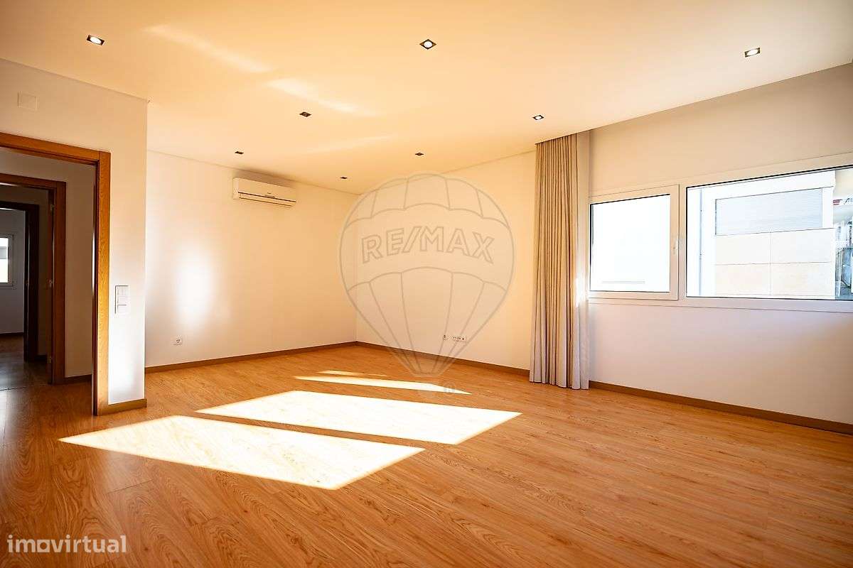 Apartamento T2 para arrendamento - Grande imagem: 4/28