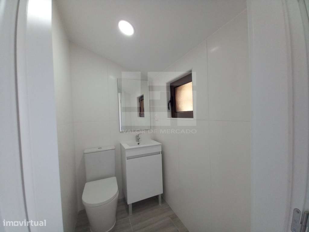 APARTAMENTO DUPLEX T3 - COSTA DA CAPARICA, 300 M DA PRAIA-32