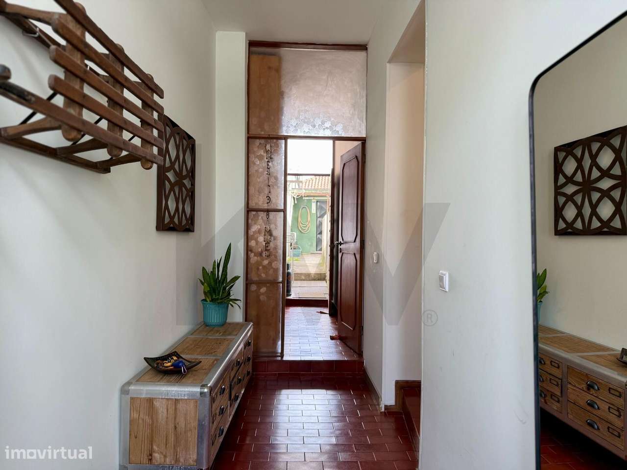 Oportunidade Única no Bonfim: Moradia com Duas Frações e Logradouro - Grande imagem: 2/39