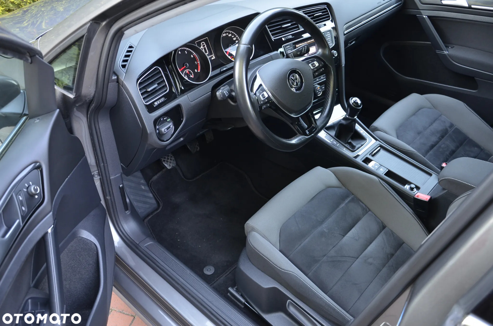 Volkswagen Golf 1.4 TSI BlueMotion Technology Highline - 6