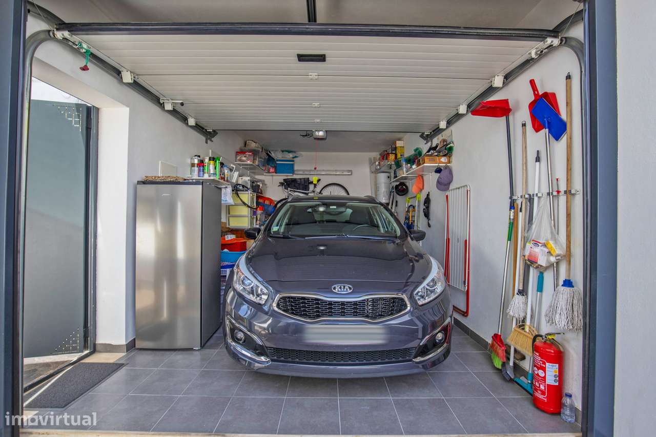 Moradia T3+1 garagem box jardim Quinta do Conde Sesimbra-46