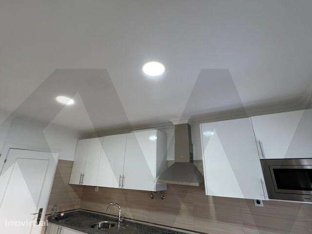 NOVA OPORTUNIDADE EM AMORA T2 Totalmente remodelado-13