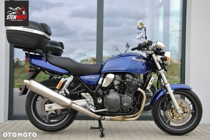 Suzuki GSX - 2