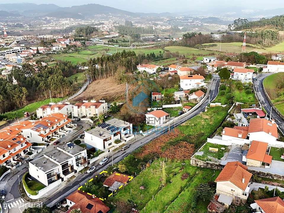 Moradia térrea em Pedra p/Restauro – V.N.Famalicão-23