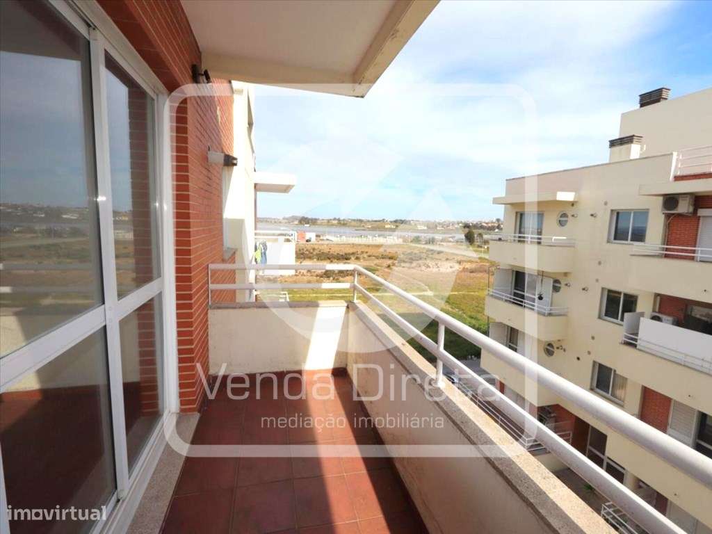 Apartamento T3 | 137 m² | Varanda | Arrecadação | Estacionamento | ... - Grande imagem: 5/23