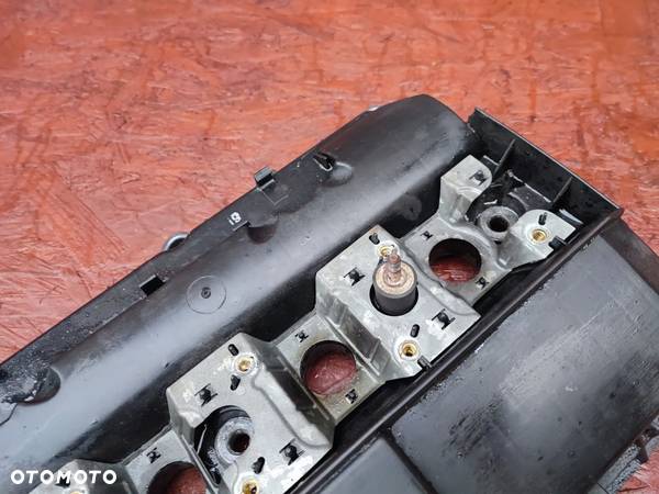 BMW E36 / E38 / E39 ORYGINALNA PLASTIKOWA POKRYWA ZAWORÓ 1X VANOS DO SILNIKÓW GAMY M52 { M52B20 / M52B25 / M52B28 } O NR. 1 703 341 / 1 748 630 OEM W BDB STANIE - 6