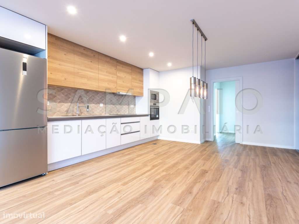 Apartamento T2 - Valbom - Renovado!-1