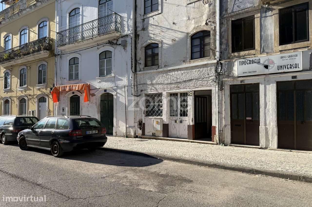 Loja para Reabilitação na Rua Figueira da Foz, Coimbra-5