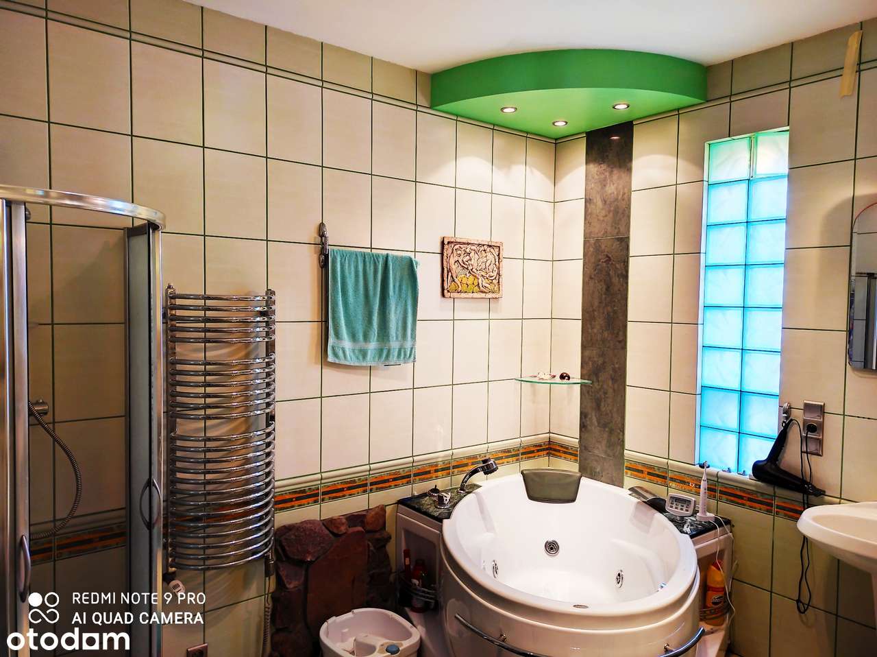 DOM z duszą +duży ogród+niezależne mieszkanie (lokal)+basen+2 wjazdy-6